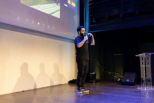 Stay Informed: Receive Instant Smartphone Notifications from Your Smart Home Security Cameras